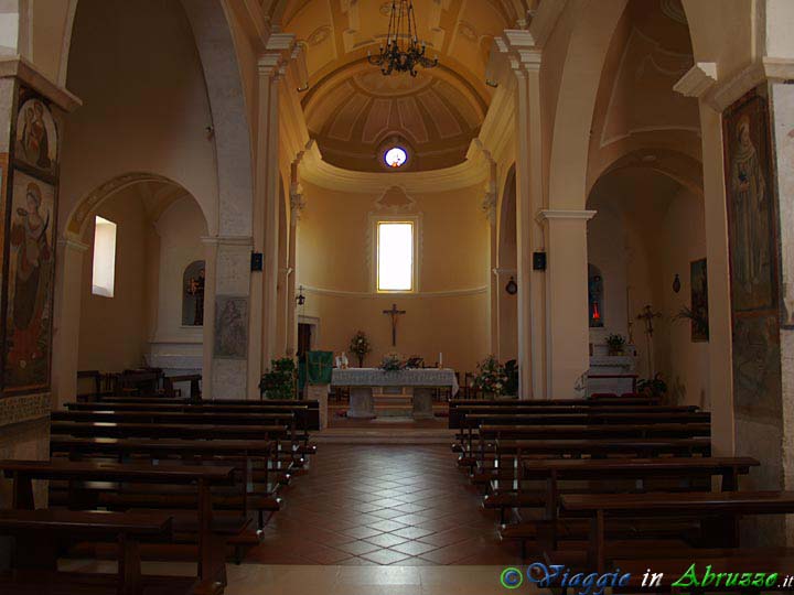 09_P8197455+.jpg - 09_P8197455+.jpg - La chiesa parrocchiale di S. Giovanni Battista.