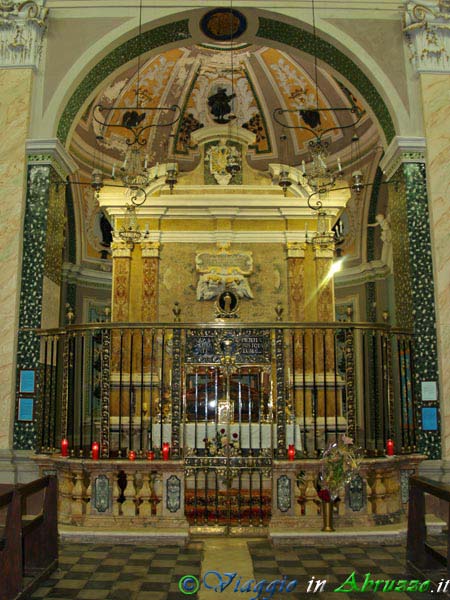 10_P7017325+.jpg - 10_P7017325+.jpg - Chiesa del Beato Andrea (1726): la cappella dedicata al  Beato.