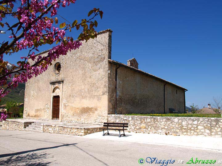 02_P5044168+.jpg - 02_P5044168+.jpg - S. Panfilo d'Ocre: l'antica chiesa di S. Panfilo.