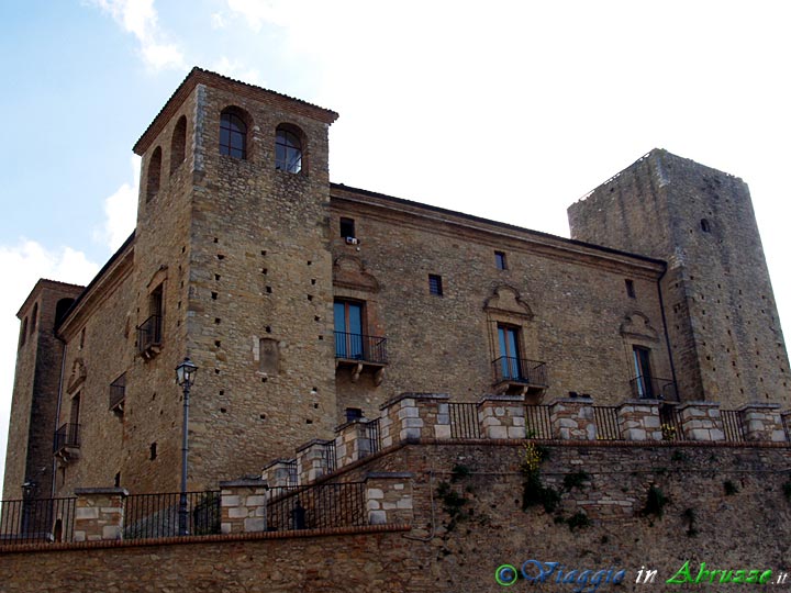 13-PA133344+.jpg - 13-PA133344+.jpg - Il castello medievale (XIII sec.).