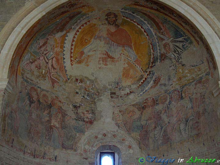 14-P3312976+.jpg - 14-P3312976+.jpg - Affreschi nell'abside della basilica di Santa Maria Maggiore (XII sec.).